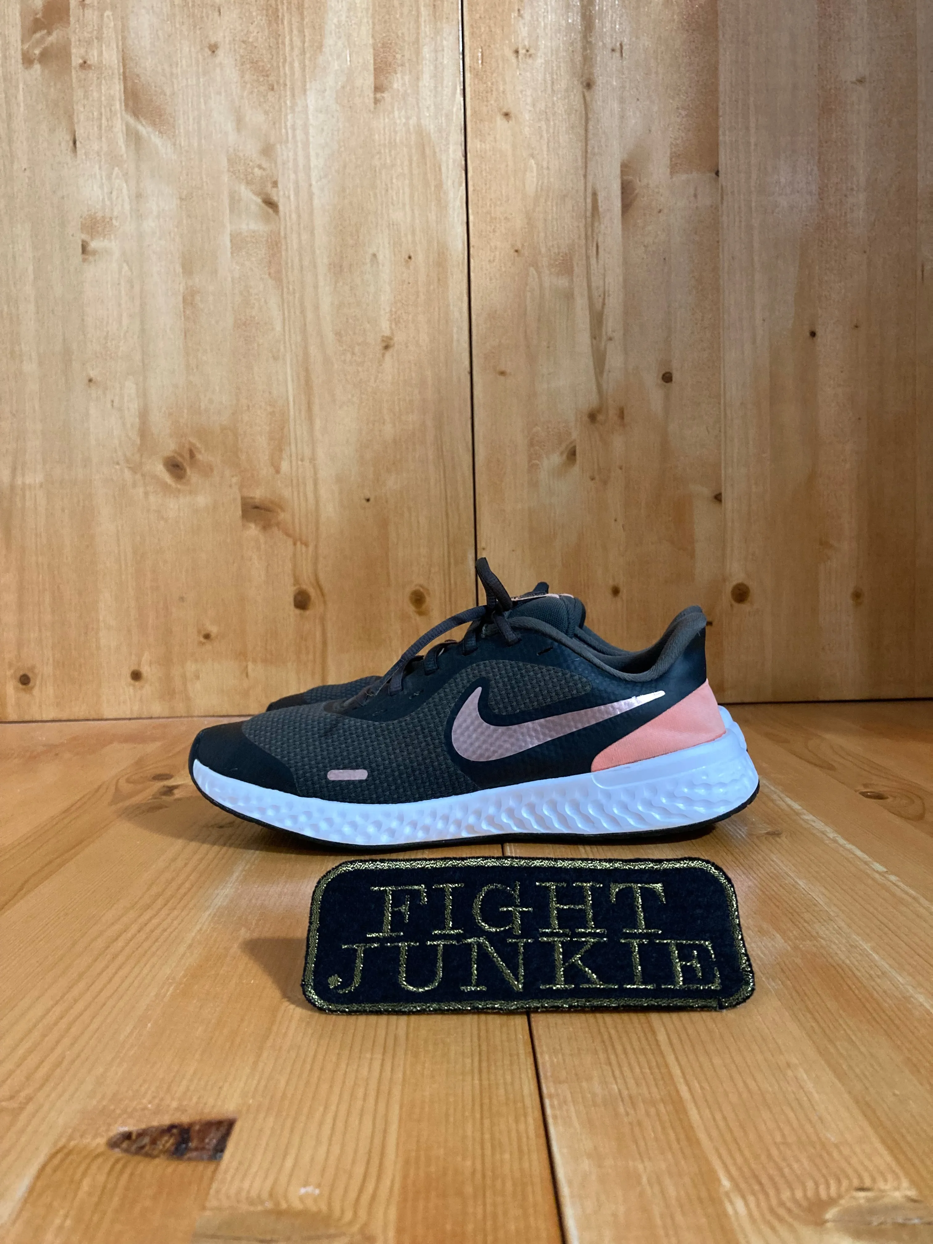 NIKE REVOLUTION 5 Youth Size 6.5Y Running Training Shoes Sneakers